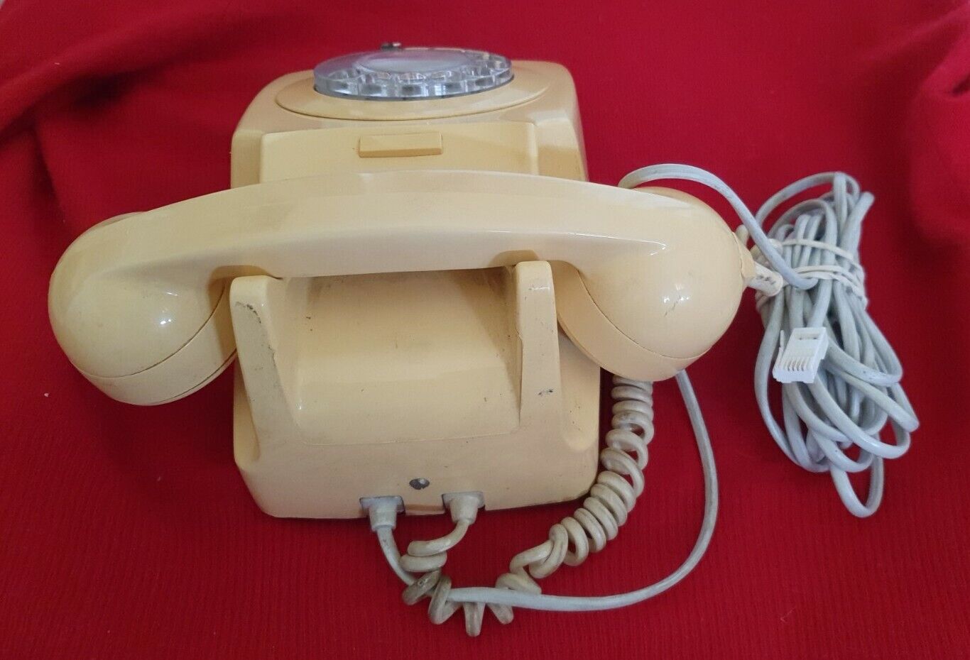 VINTAGE Rotary Phone GPO 746 Display Only Needs Spring  No 2