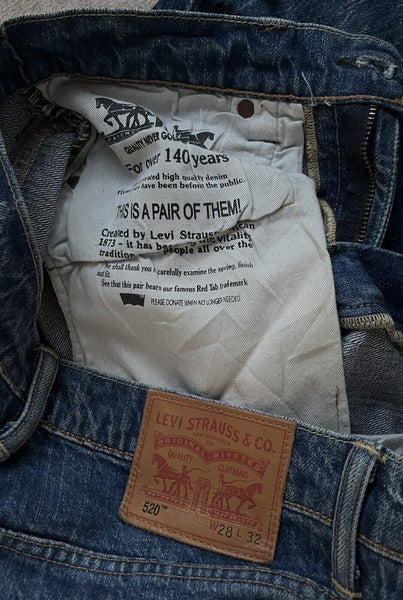 LEVIS 520 JEANS Mens W 28 L 32 vintage blue denim red tab slim fit A68