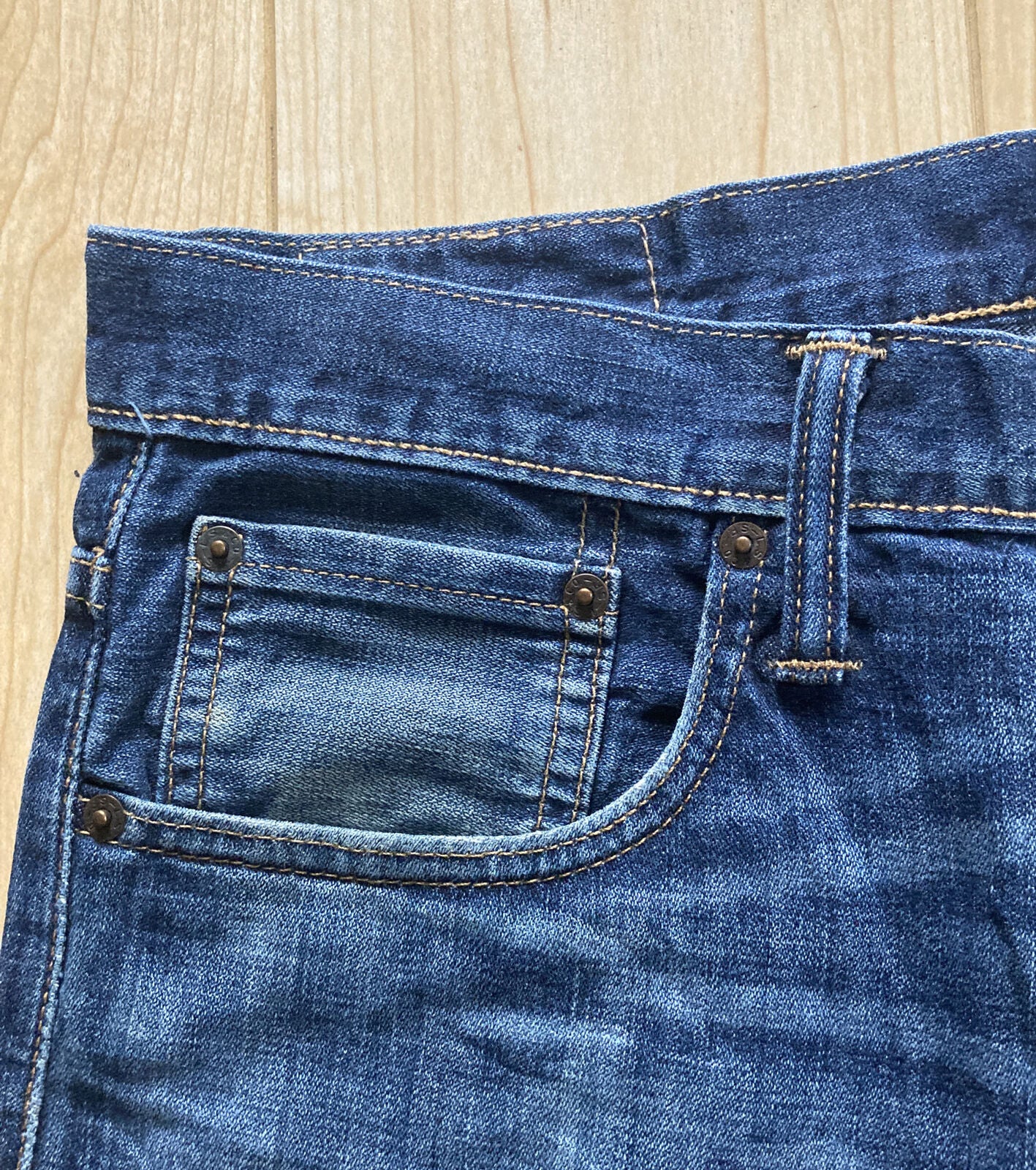 LEVIS 520 Jeans Mens W 34 L 32 Vintage Blue Denim Red Tab Regular Fit No 132