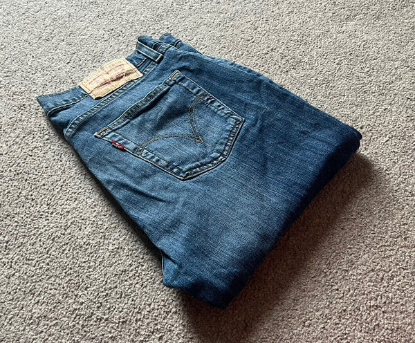 LEVIS 751  JEANS Mens W 32  L 32 vintage blue denim red tab regular fit A62
