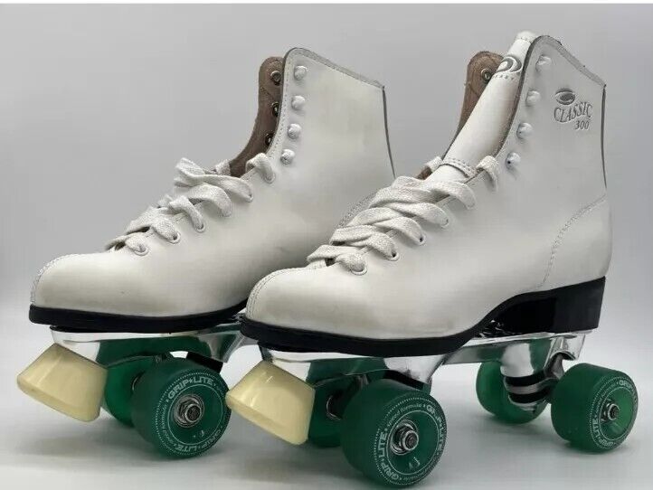 ROLLER DERBY Roller Skates Classic 300 White Leather Uk 6 Eu 40  - New Deadstock