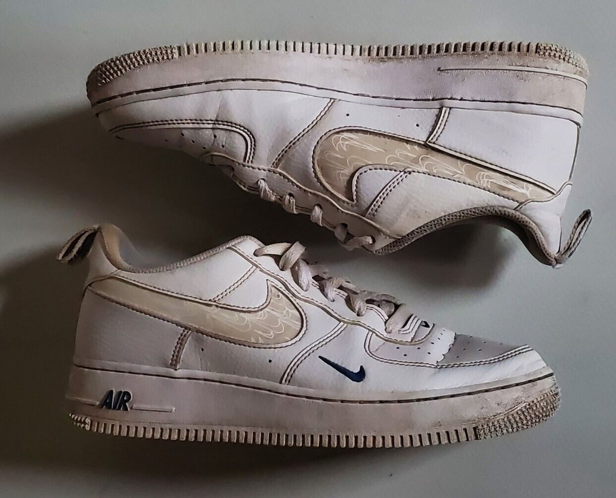 NIKE AIR FORCE 1 LV8 White Blue Womens Uk 6 Eu 39 Leather