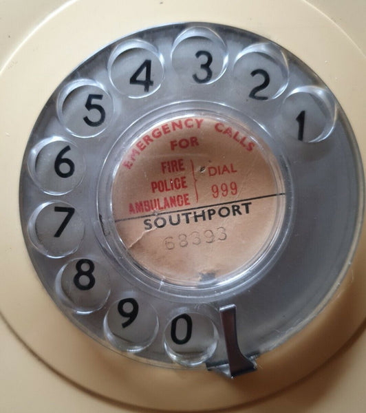 VINTAGE Rotary Phone GPO 746 Display Only Needs Spring  No 2