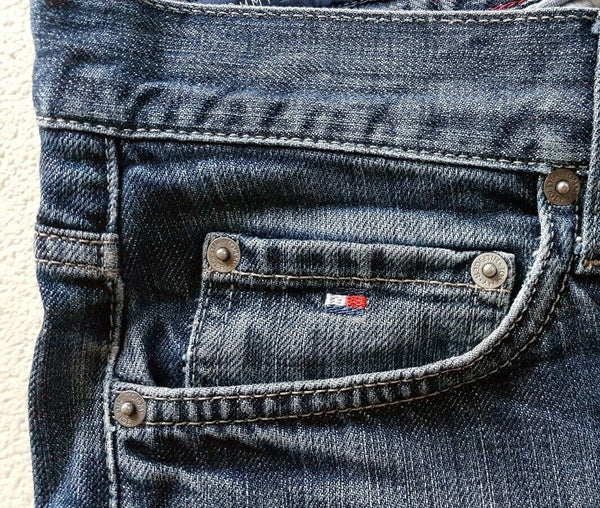 TOMMY HILFIGER JEANS Mens W 31 L 34 Classic Fit Blue Denim No. 23