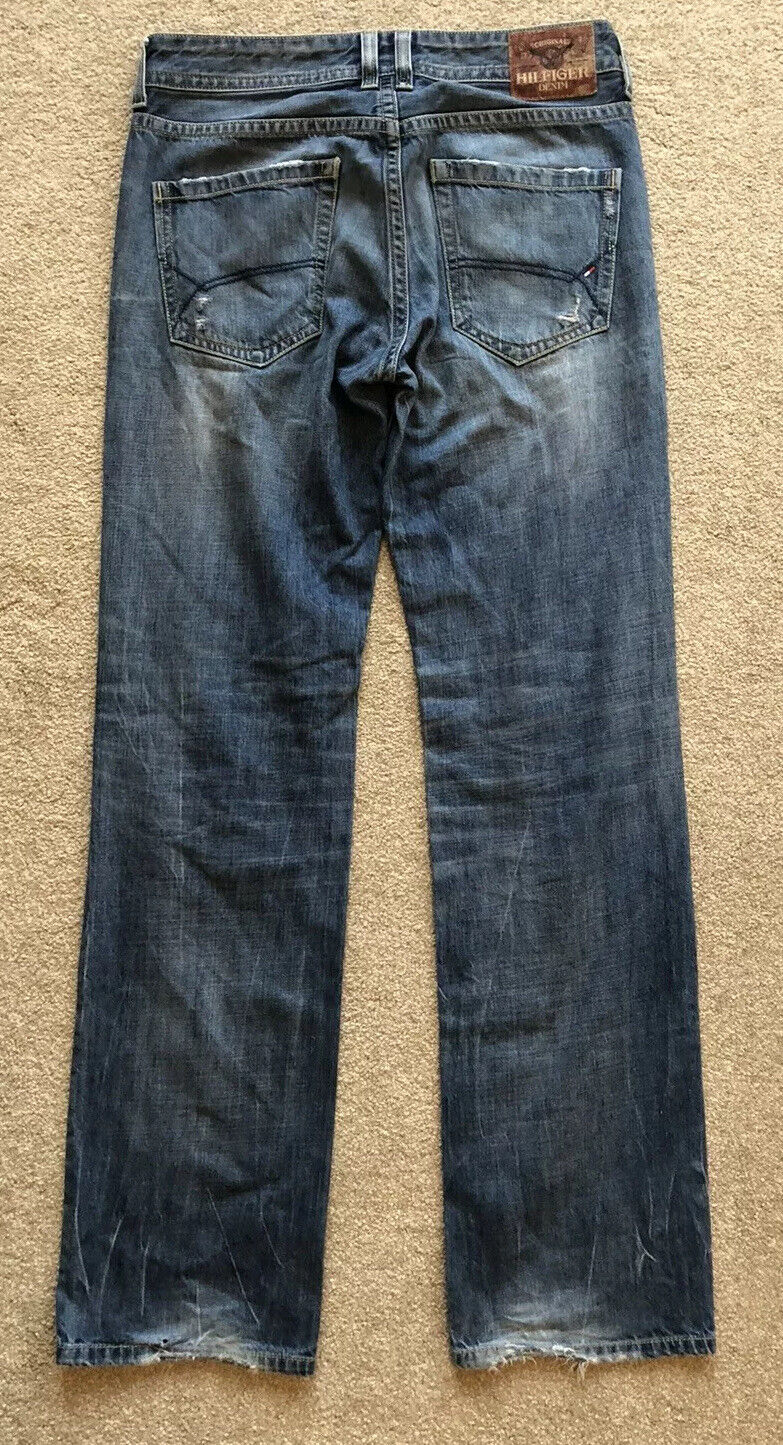 TOMMY HILFIGER JEANS Mens W 31 L 34 Wilson Blue Classic Fit No. 100